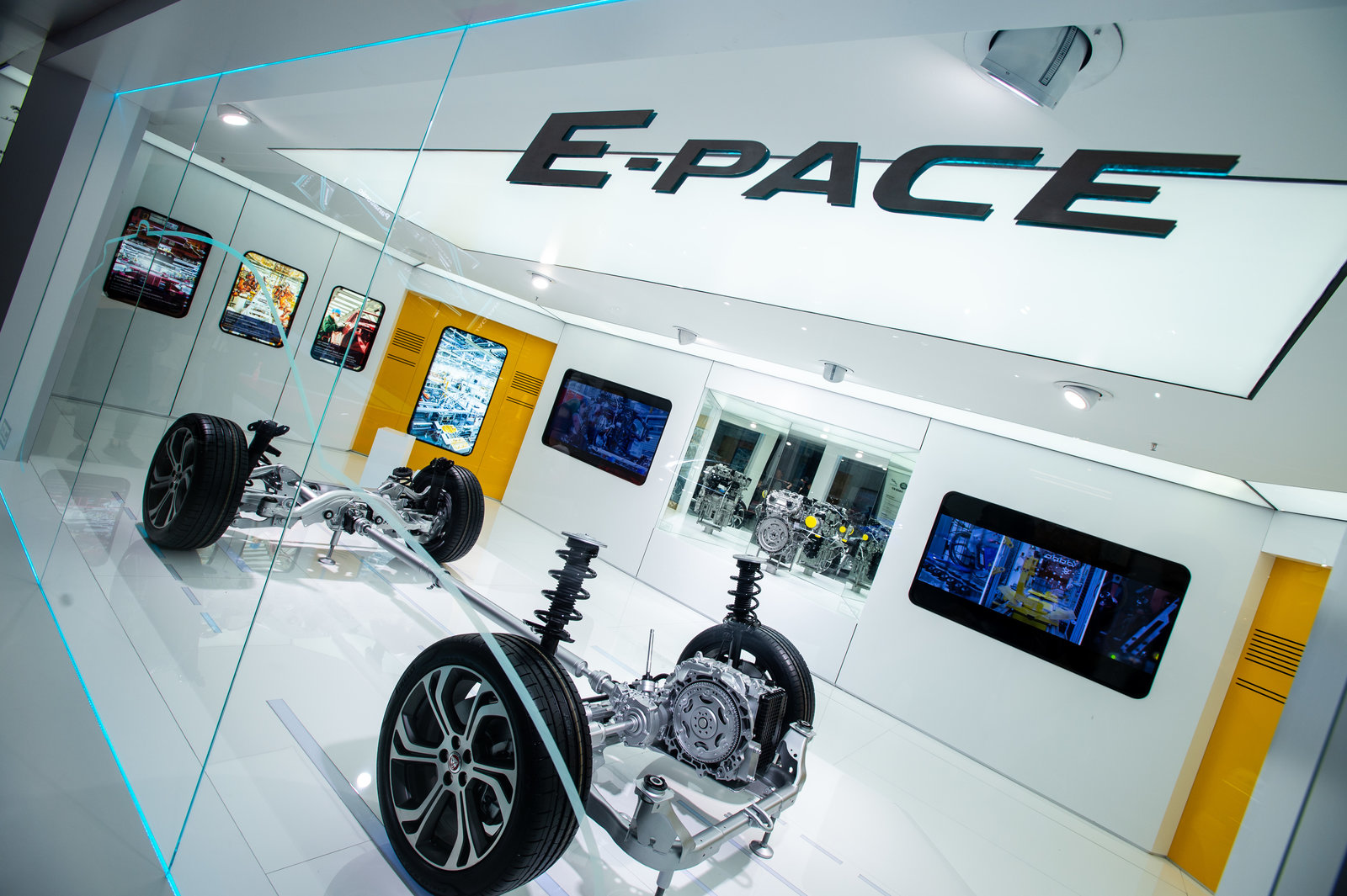 捷豹E-PACE智能制造3D展示空间1
