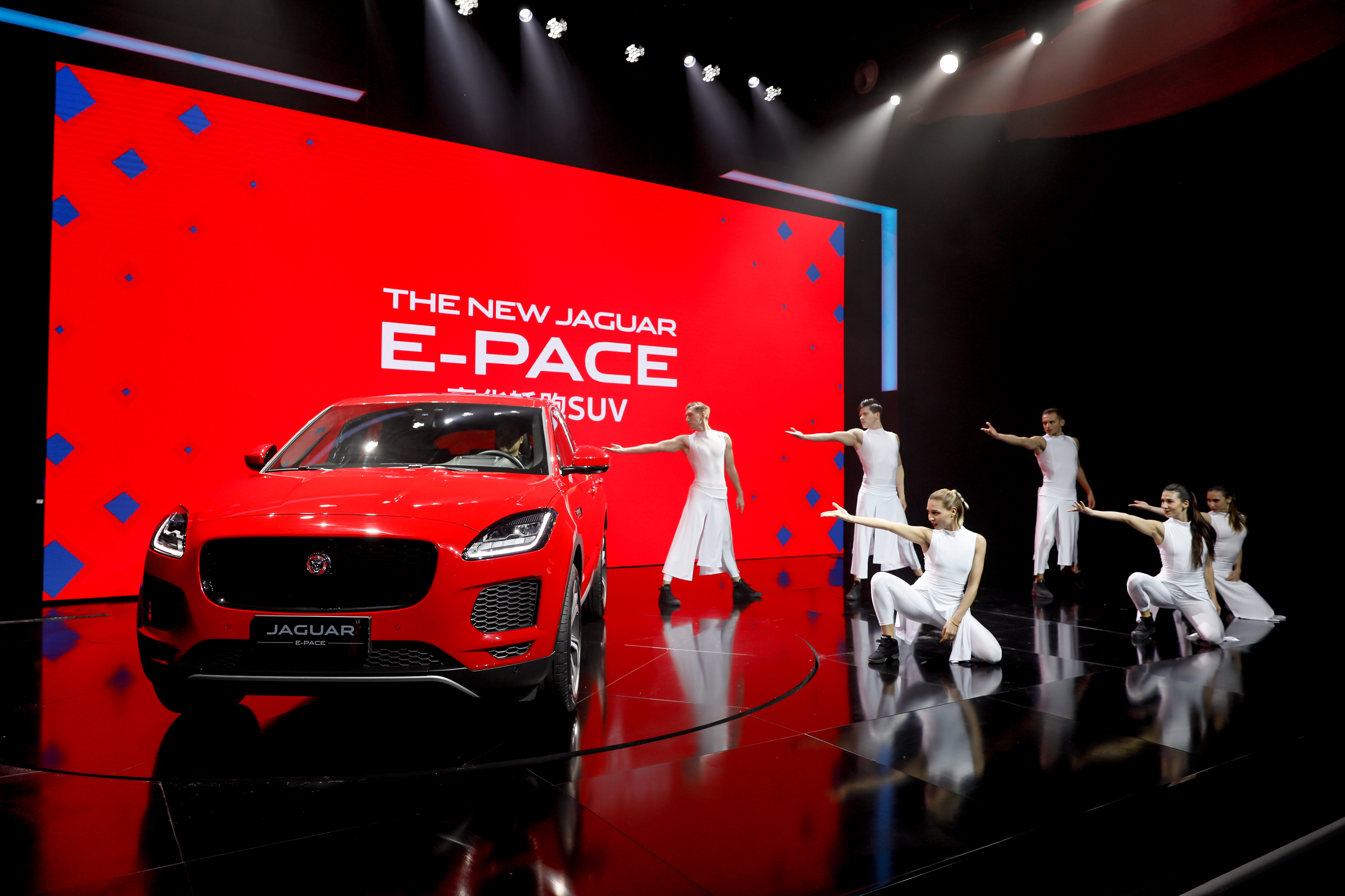 全新豪华轿跑SUV 国产捷豹E-PACE全球首秀